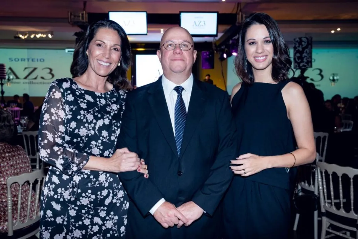 Arquiteto do ano, Clóvis Inácio Bohrer com a esposa, Luiza, e a filha, Thaisa Bohrer Abelin