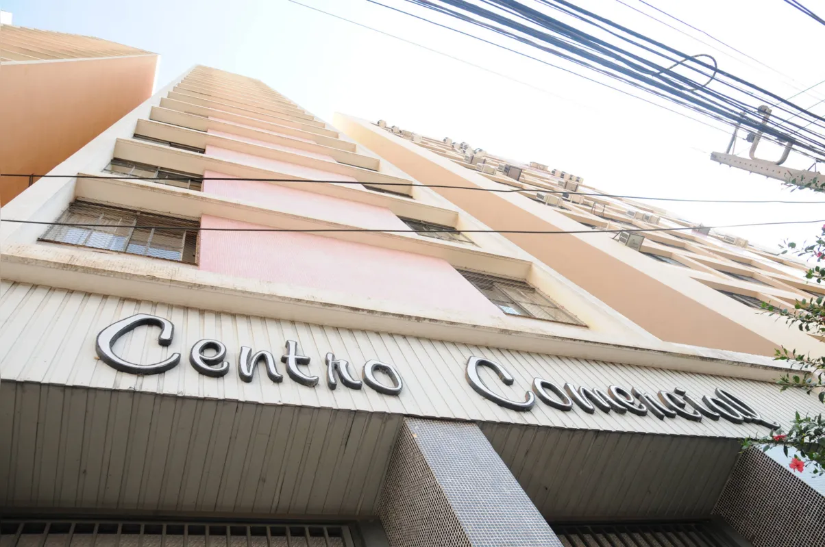 Imagem ilustrativa da imagem Centro Comercial: 60 anos com a ‘cara’ de Londrina