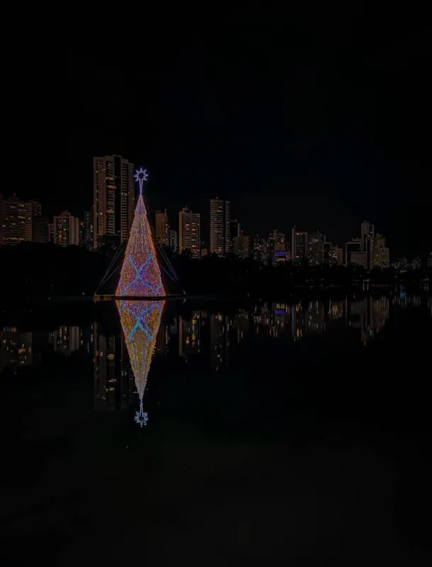 Imagem ilustrativa da imagem Clima de Natal já chegou em Londrina
