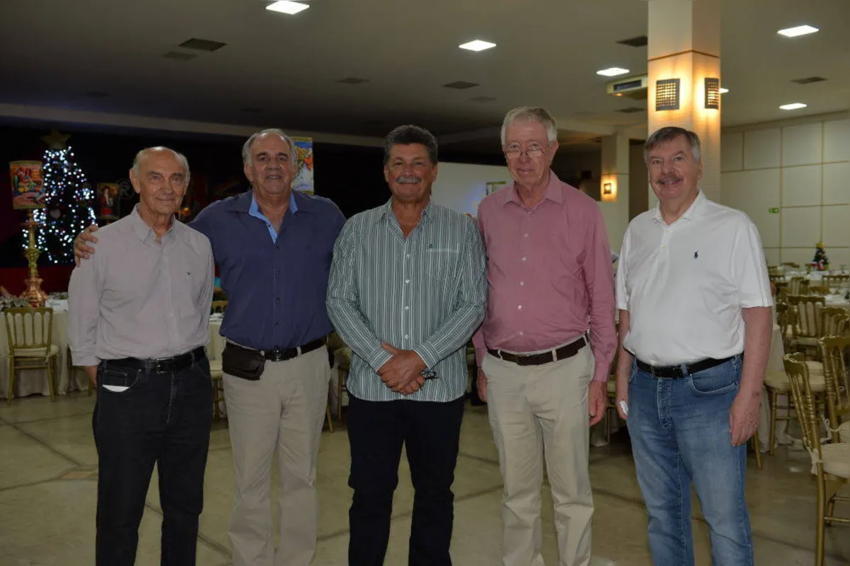 Oezir Kantor e Afrânio Brandão, o presidente  Antonio  Sampaio, Engelbert Hellbrugge  e Oswaldo Pitol 