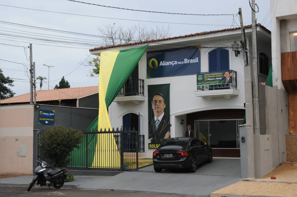 Imagem ilustrativa da imagem Deputados de Londrina montam artilharia para as eleições municipais