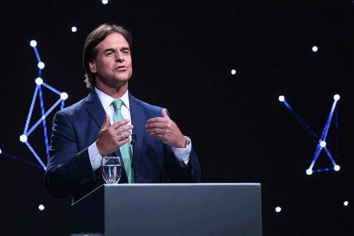 Lacalle Pou tem 47% das intenções de voto