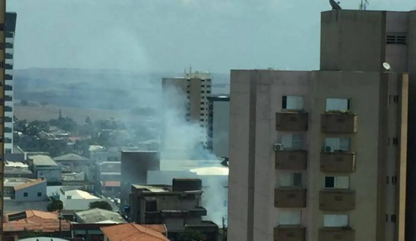 Imagem ilustrativa da imagem Dois incêndios são registrados em final de semana de clima seco