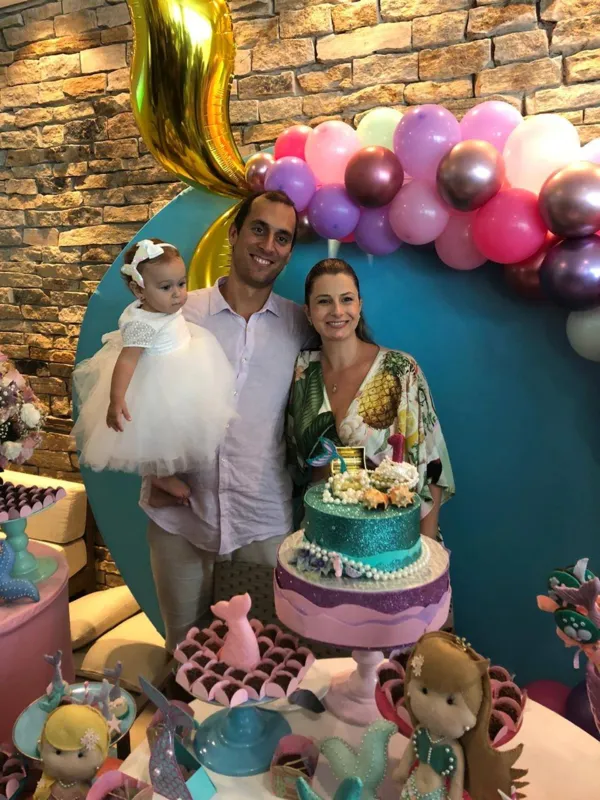 Tatiana e Saulo com a filha, Luísa