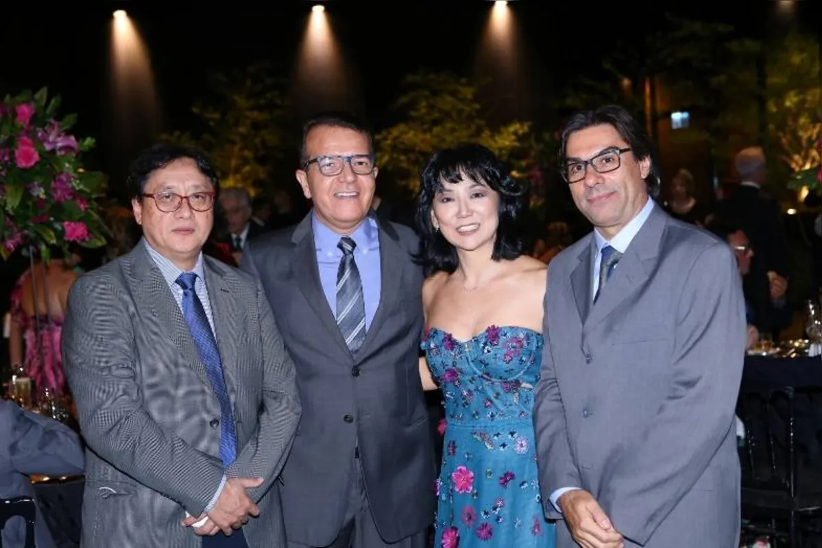 A presidente da AML com os colegas Reinaldo Morioka, Flávio Lúcio Amaral e Frederico Fraga 