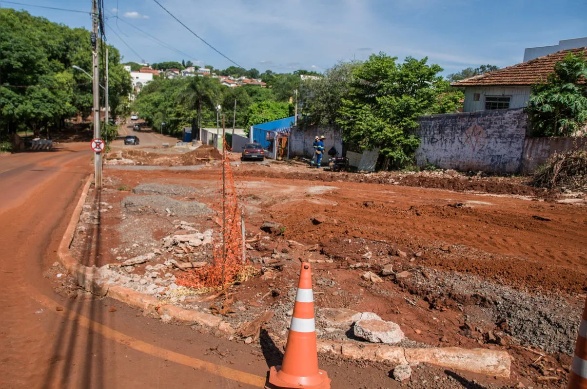 Serviços na Aminthas de Barros começaram há um ano e compreendem o trecho que vai da avenida Higienópolis até as proximidades do Zerão 