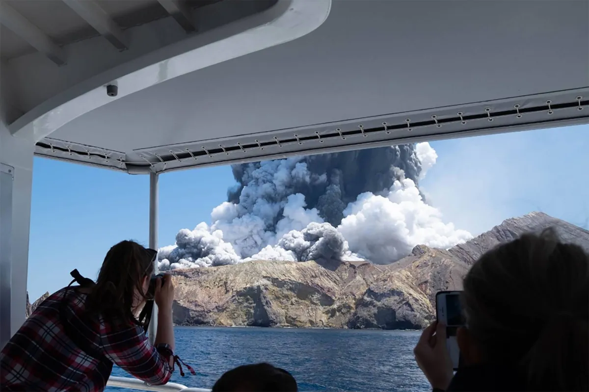 Vulcão da Ilha Branca é o mais ativo do arquipélago da Nova Zelândia 