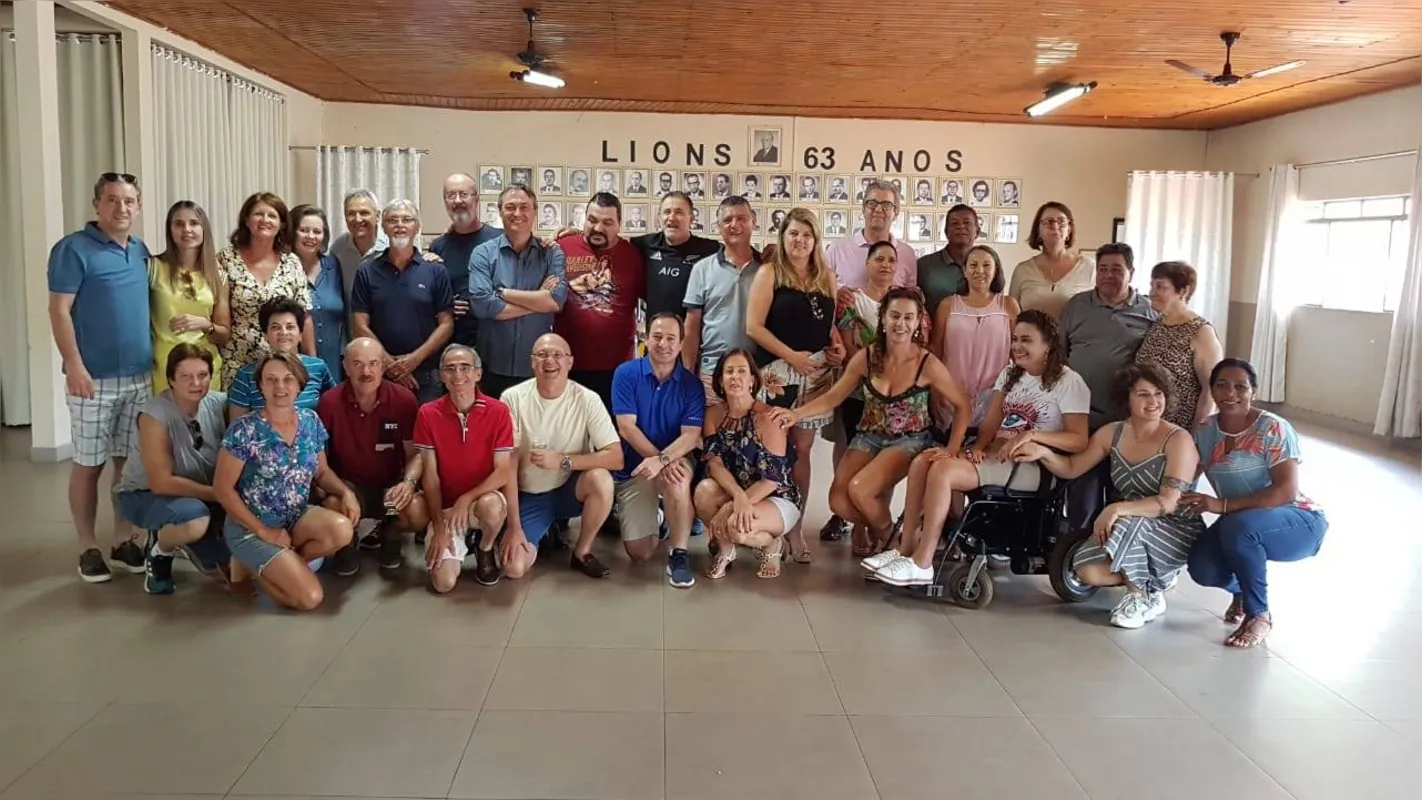 Imagem ilustrativa da imagem Ex-atletas de Rolândia se reencontram 45 anos depois