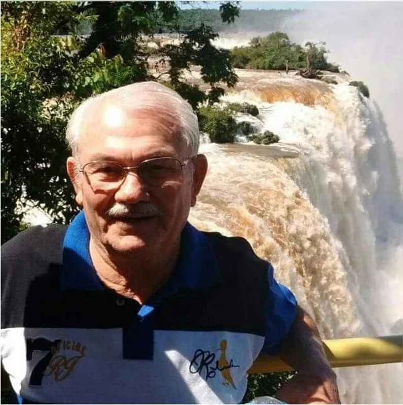 Imagem ilustrativa da imagem Ex-vereador que morreu após golpe do falso sequestro é enterrado em Apucarana