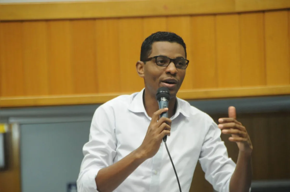 Junior Santos Rosa (PSD) é um dos dois vereadores negros de Londrina: "Sei quem eu sou e o quanto foi difícil chegar até aqui"