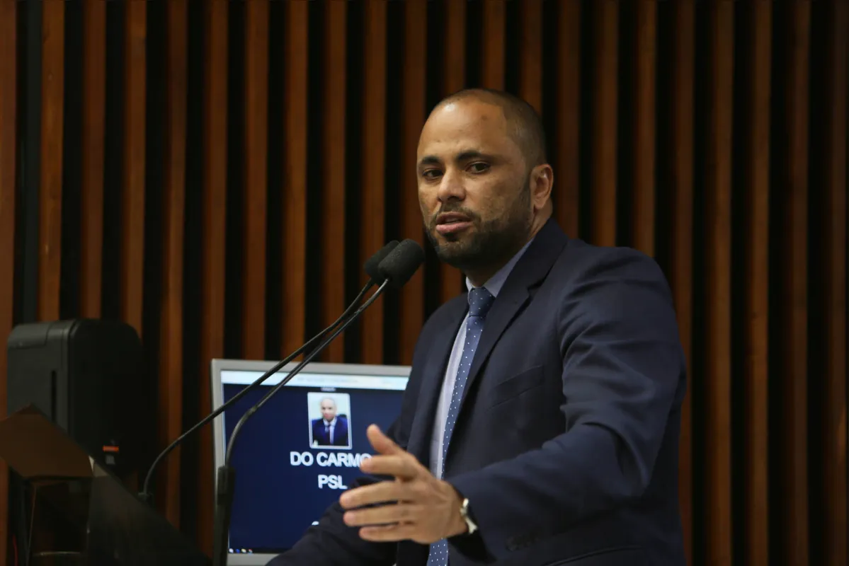 O deputado estadual Do Carmo (PSL) é um entre os dois parlamentares que se declaram negros na AL: "A gente sente falta de representatividade"