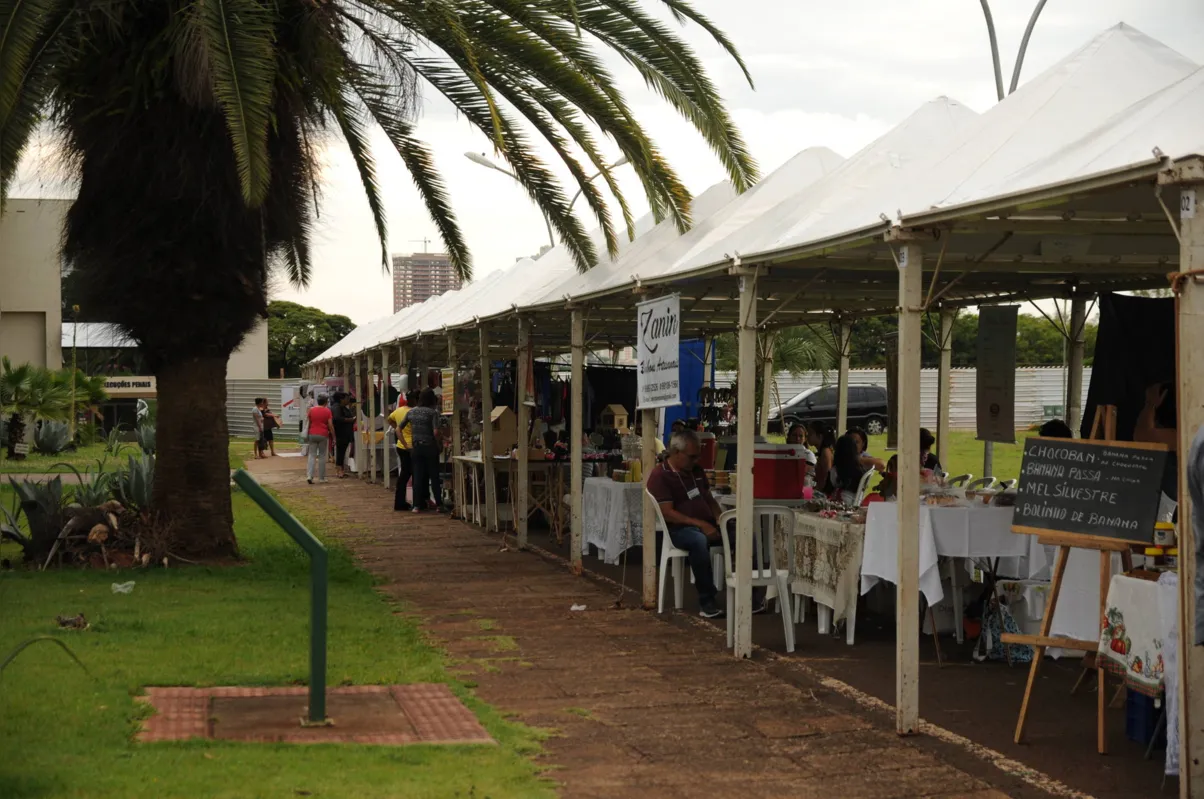 Expositores usaram o espaço, na Praça dos Três Poderes, para divulgar seus produtos e prospectar novos negócios