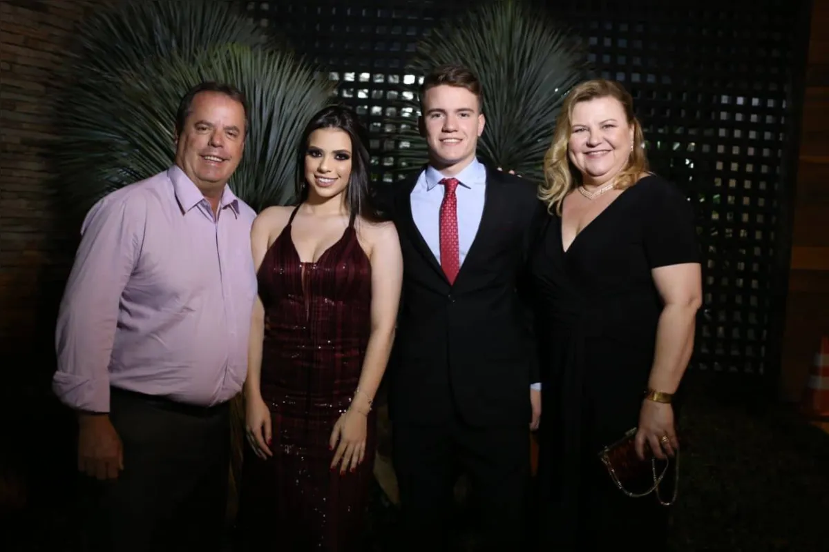 Imagem ilustrativa da imagem Formatura do Pontual do Shopping Quintino
