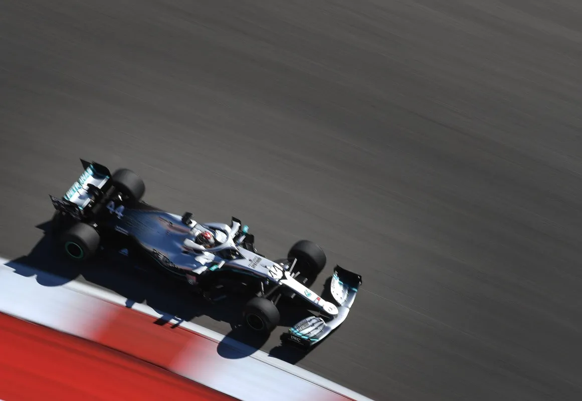 Hamilton está a quatro pontos de ser hexacampeão da Fórmula 1