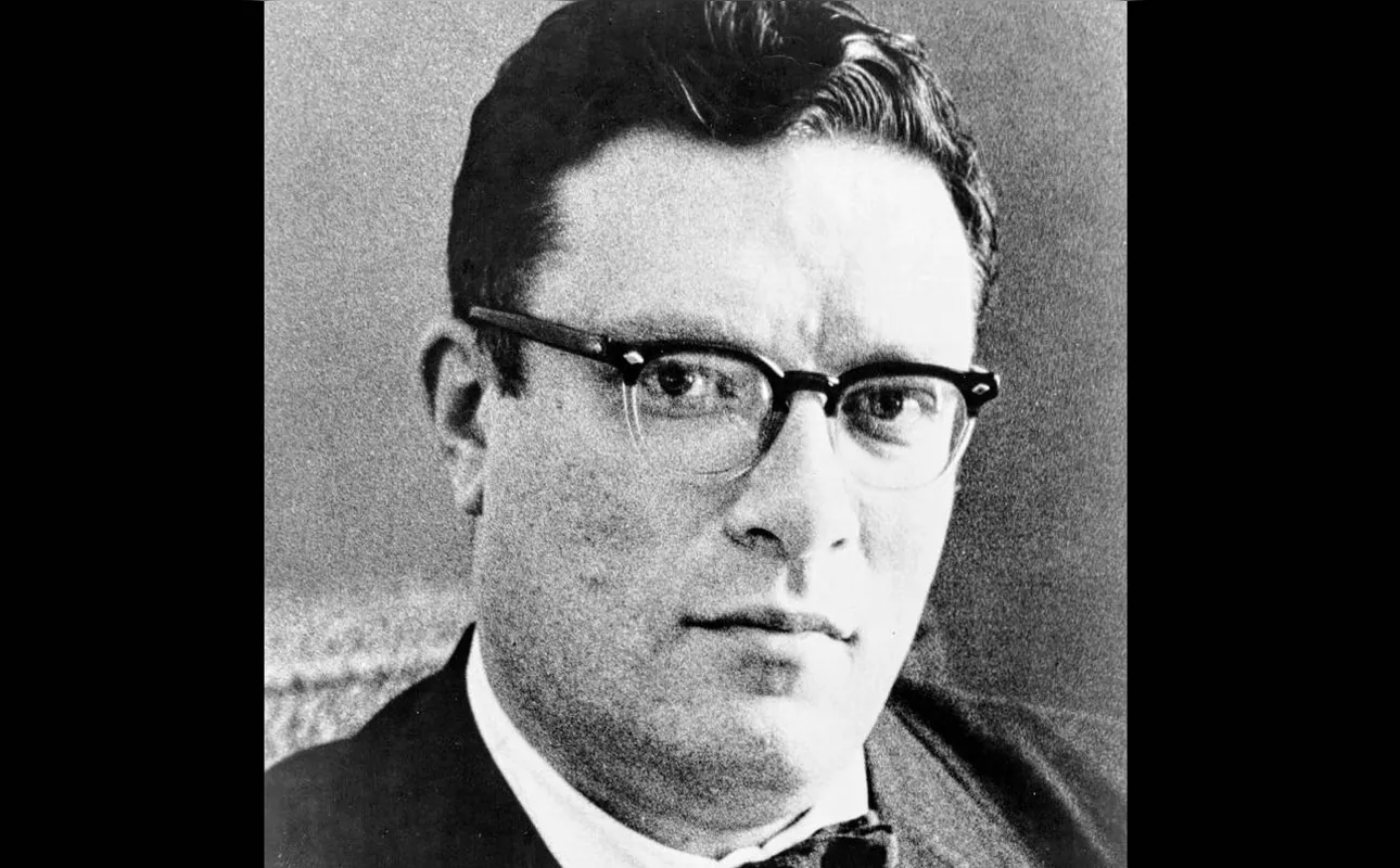 Isaac Asimov previu com notável precisão muitos dos elementos tecnológicos e sociais de nossa época, com décadas de antecedência 