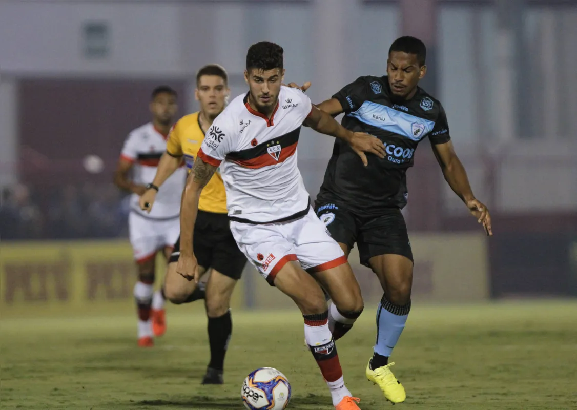 Após mais uma derrota, situação do Londrina fica dramática