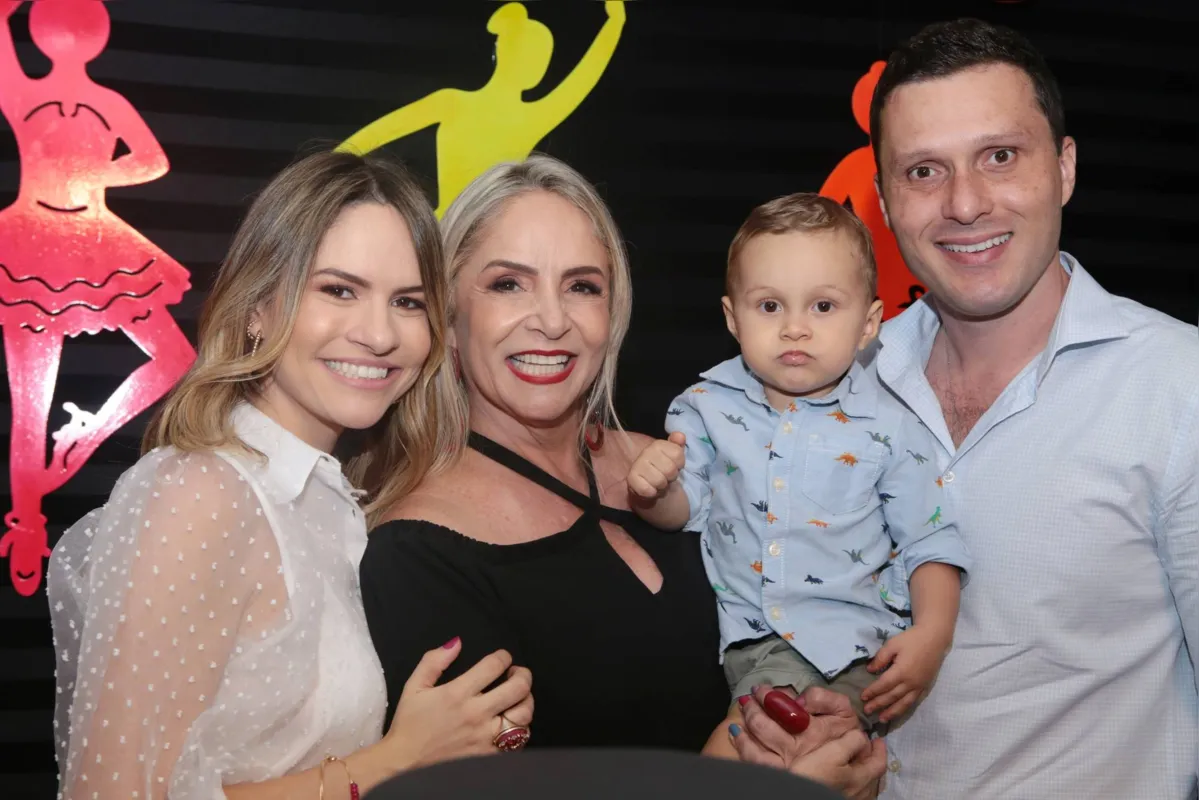 Adalgiza Lobo, Gisele, Pedro e Thiago Souza
