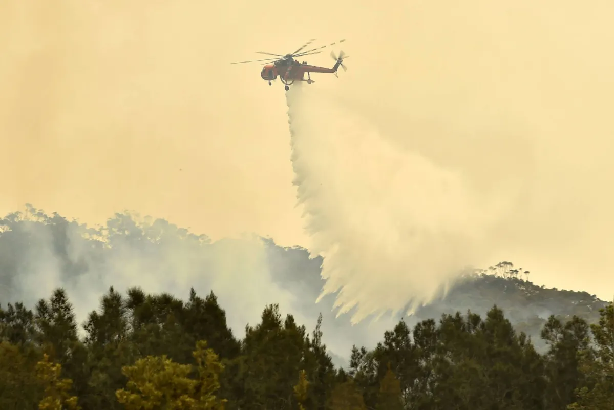 Alimentados por altas temperaturas e ventos fortes, há mais de 200 focos de incêndio no país 

