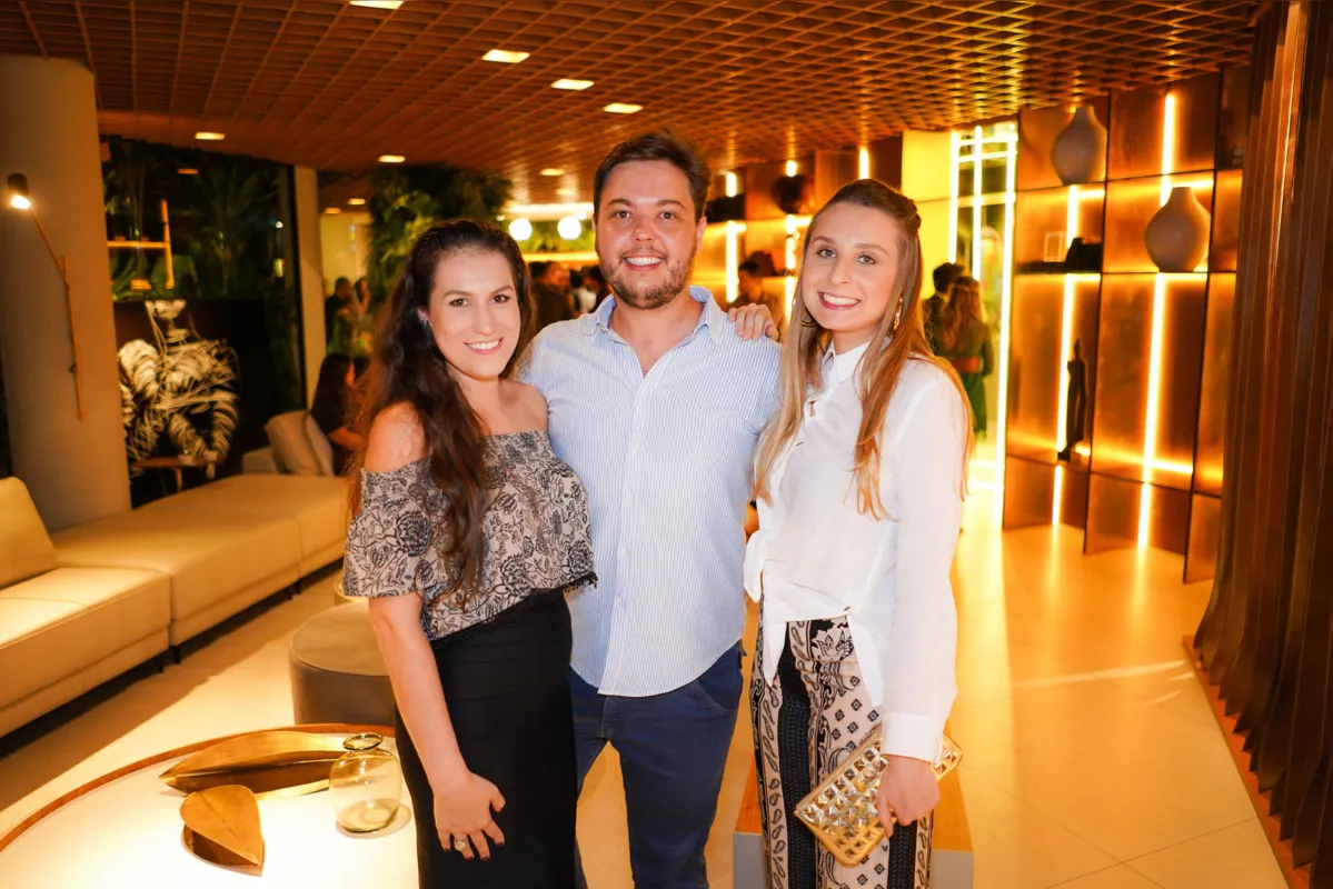 Bia Nardelli, Felipe Rossi e Fernanda Alcalde