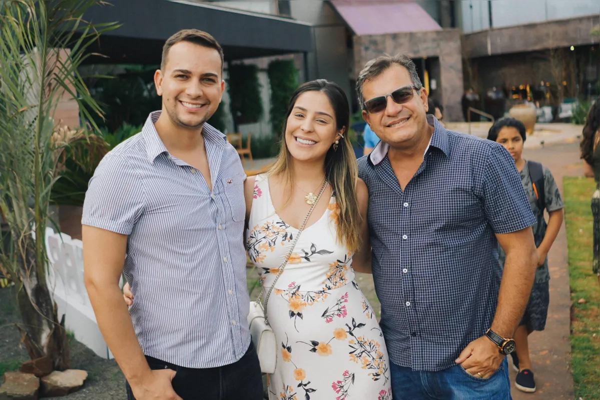 Thiago Ávila, Amanda Mellos e Joel Silva
