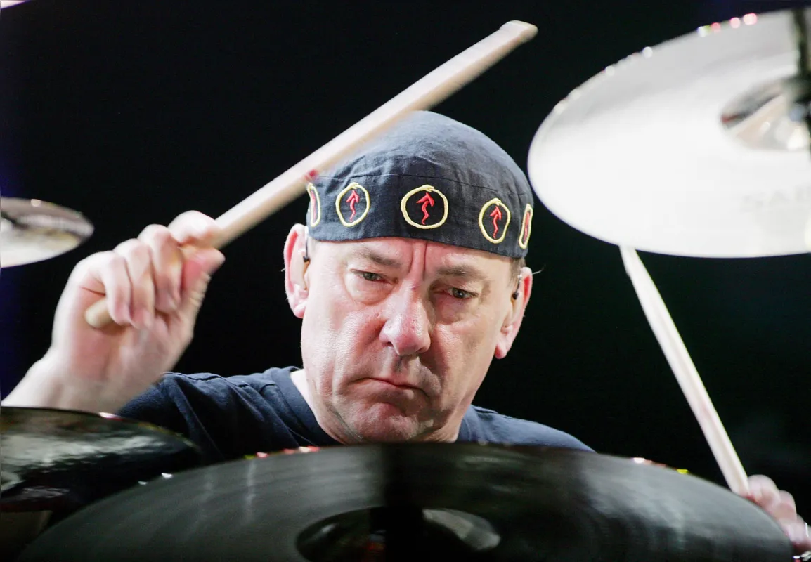 Baterista do Rush, Neil Peart, no Mandalay Bay Events Center em Las Vegas, Nevada, em maio de 2008