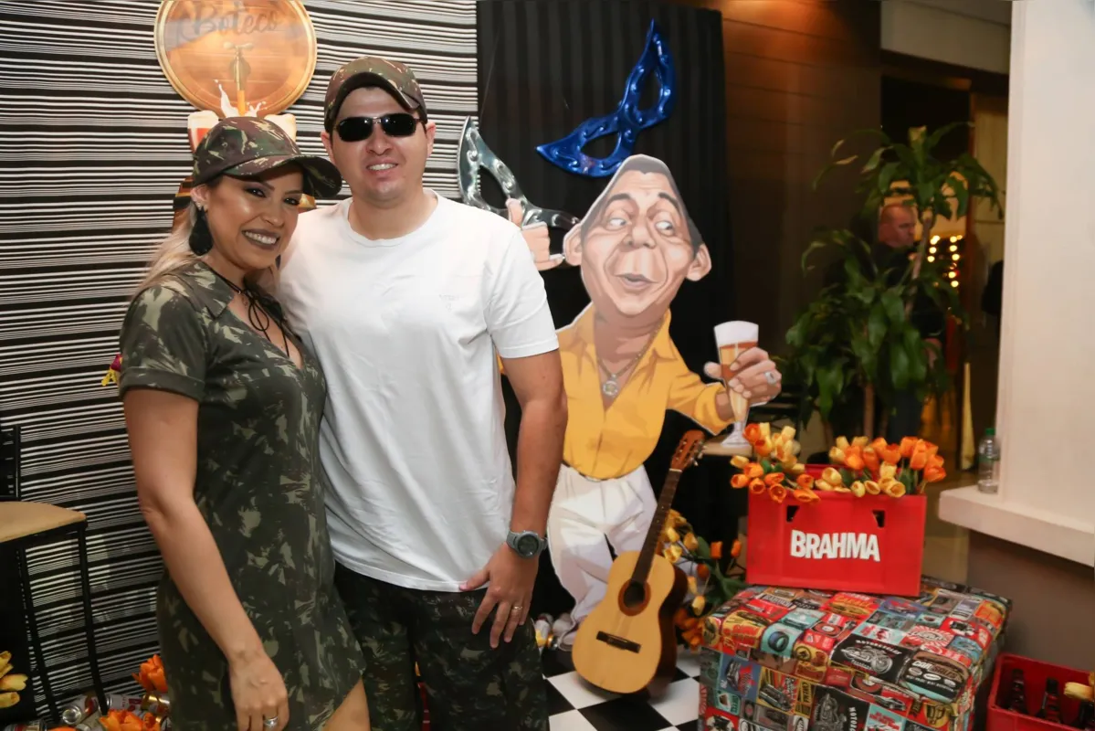 Roberta Blasque e Diego Bonfim Mendes