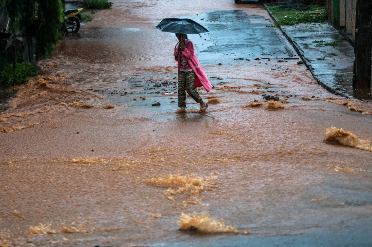 Imagem ilustrativa da imagem O que muda em Londrina quando chove?