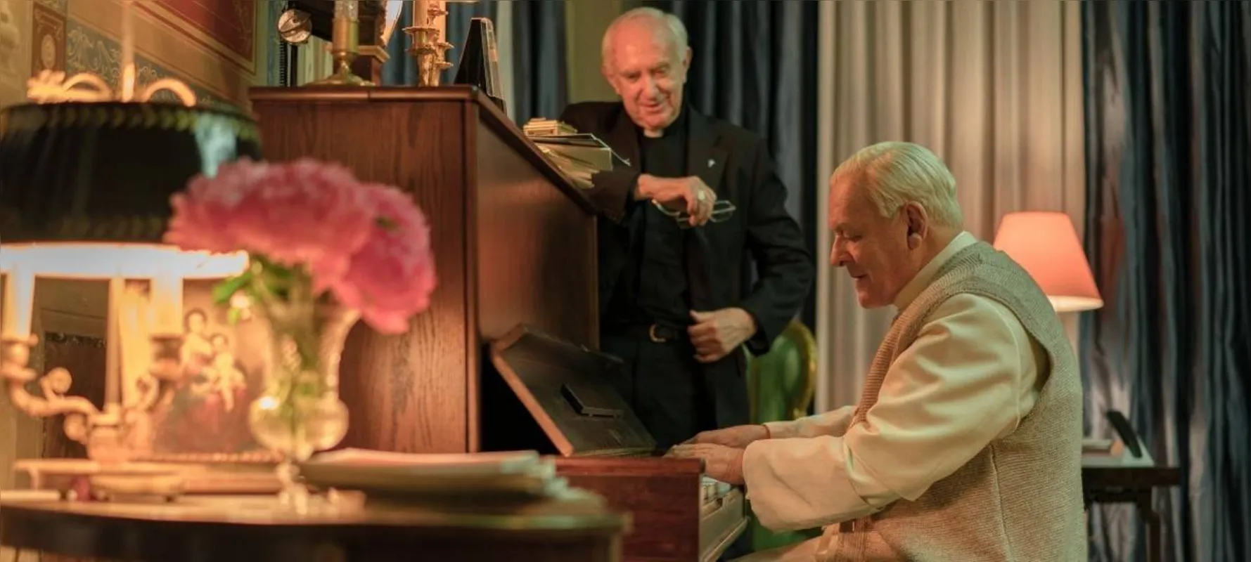Filme mostra uma convivência fictícia entre o Papa Bento e o Papa Francisco