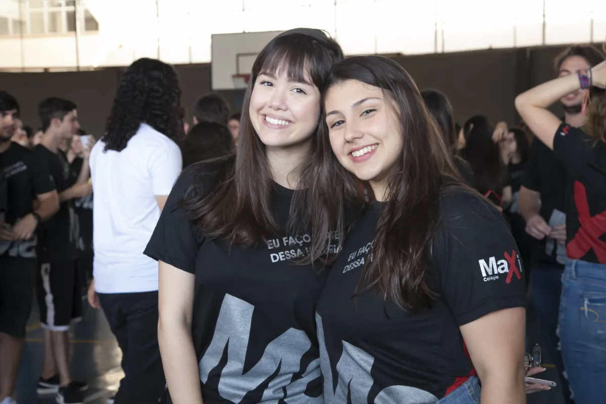 Taís Teixeira Garcia e Isabela Parazi Morselli