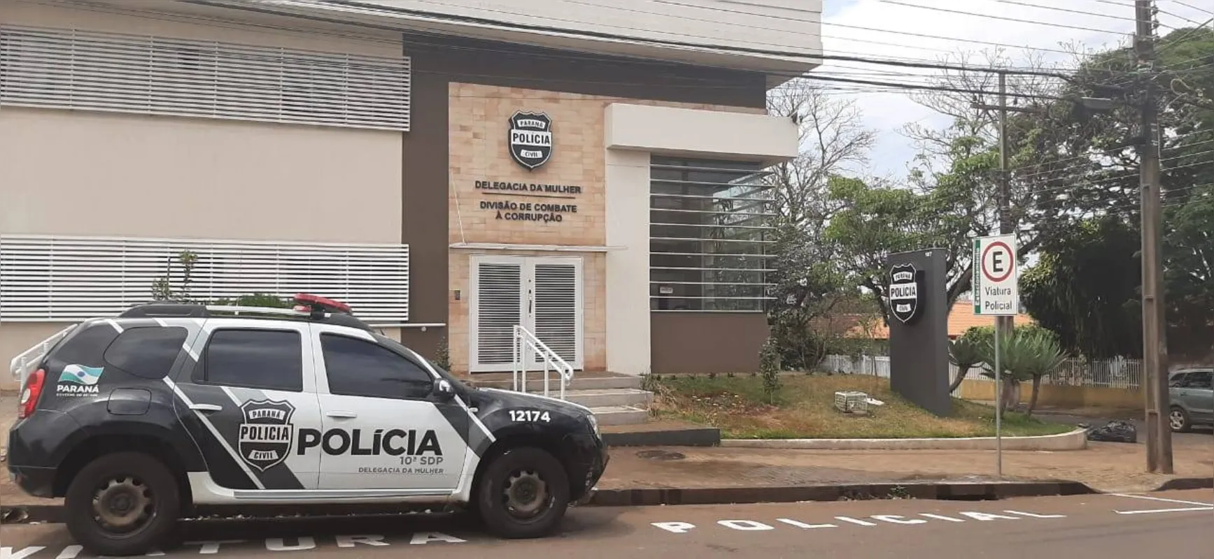 Imagem ilustrativa da imagem Polícia prende homem acusado de esfaquear a ex-mulher na frente da filha