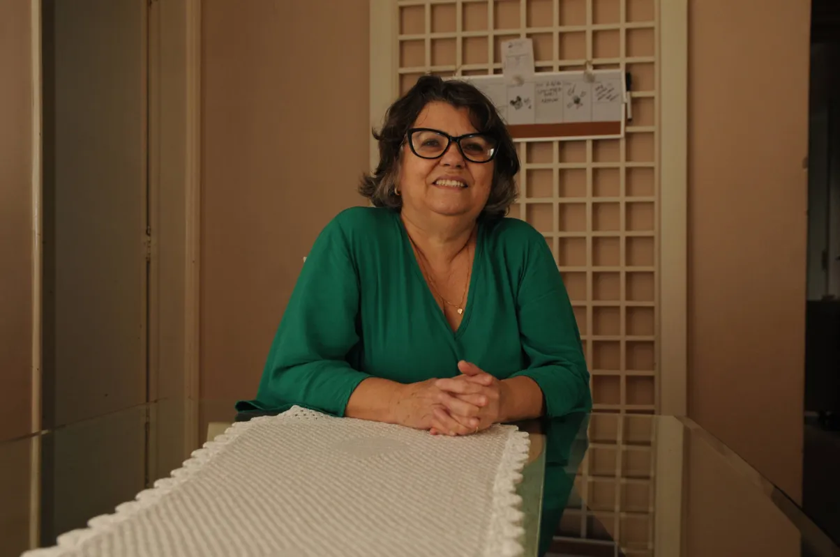 Sílvia Borges deve economizar R$ 350 por mês nos novos contratos de dois empréstimos consignados:  “Agora vou pagar 1% de taxa nos dois”