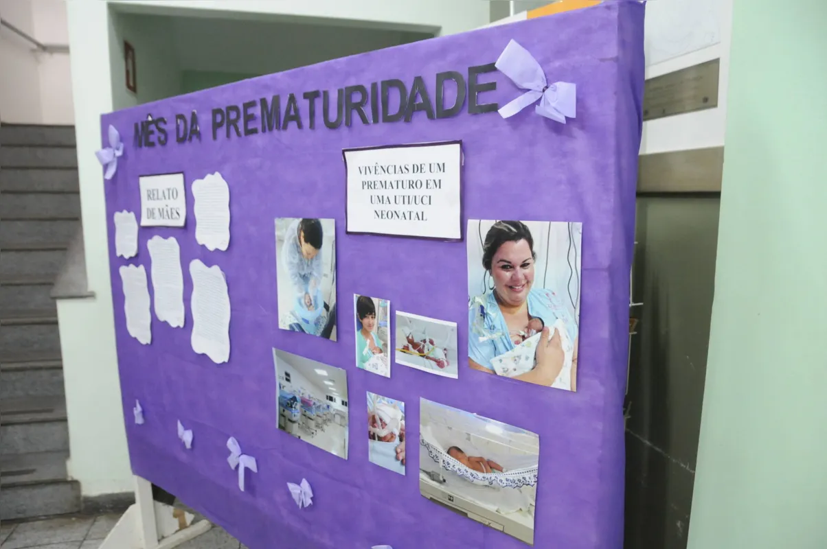Painel na entrada do hospital: relatos e vivências das mães 