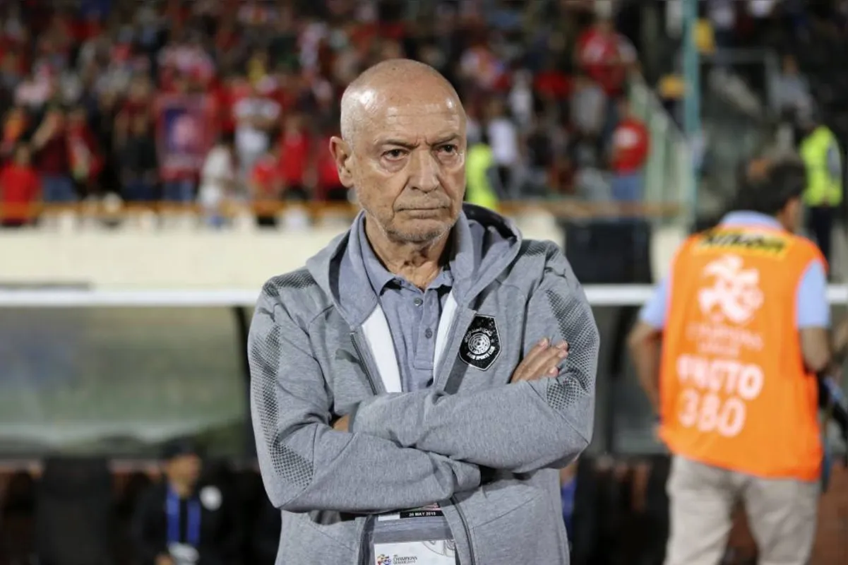 Imagem ilustrativa da imagem Santos anuncia contratação de técnico português Jesualdo Ferreira