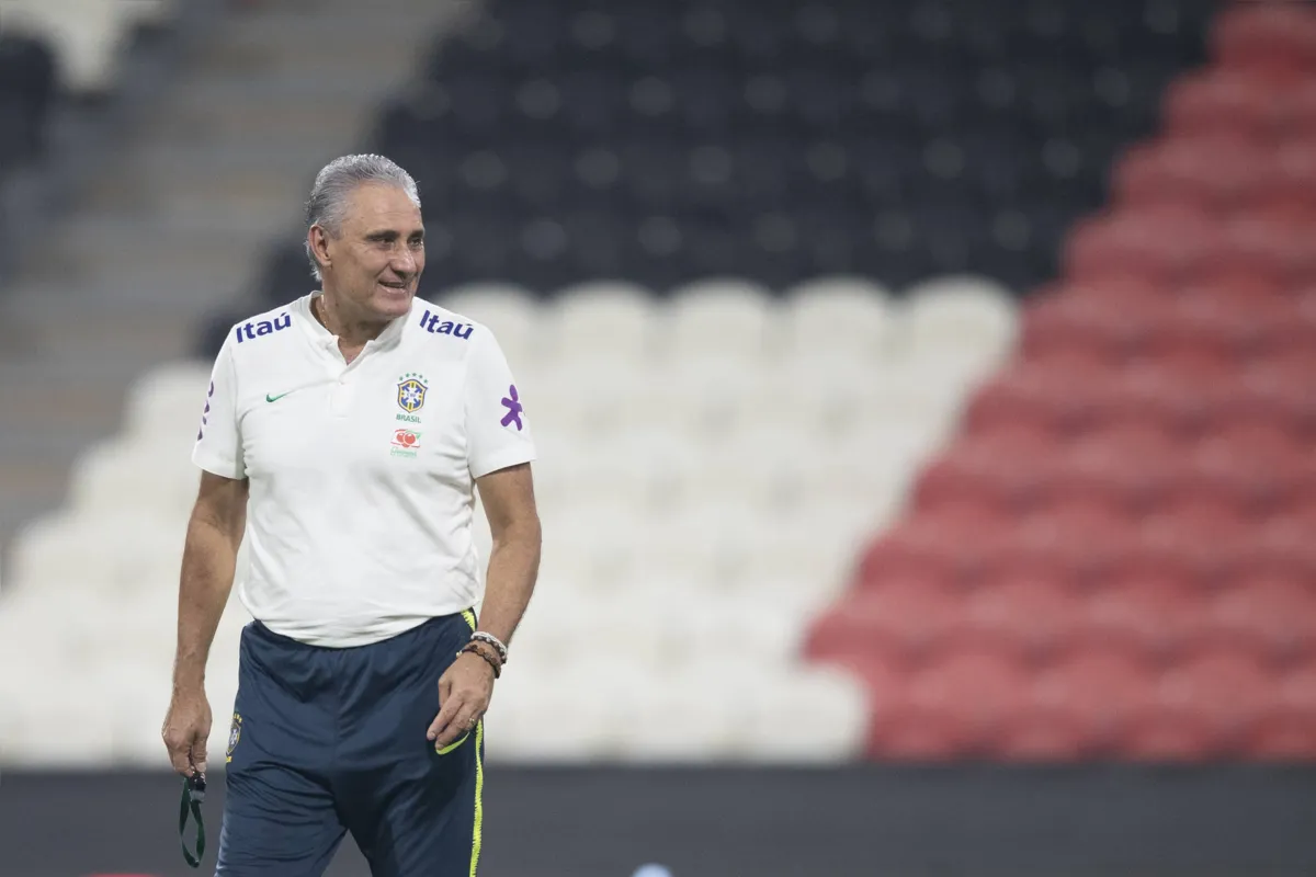 Técnico Tite não consegue fazer a seleção brasileira jogar bem e está cada vez mais pressionado 