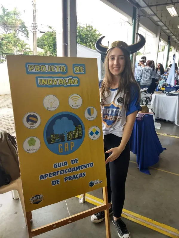 A aluna do 2º ano do Ensino Médio Colégio Sesi Internacional de Londrina, Júlia dos Santos Souza, 16 anos, participa pela quinta vez da competição.