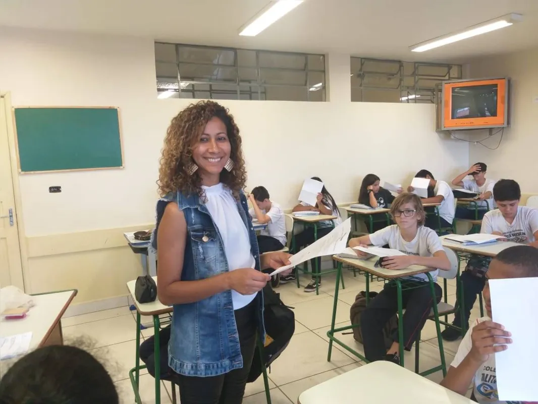 "Nosso trabalho vem no sentido de desconstruir uma cultura imposta pelo patriarcado”, afirma a professora Adriana Reis de Jesus