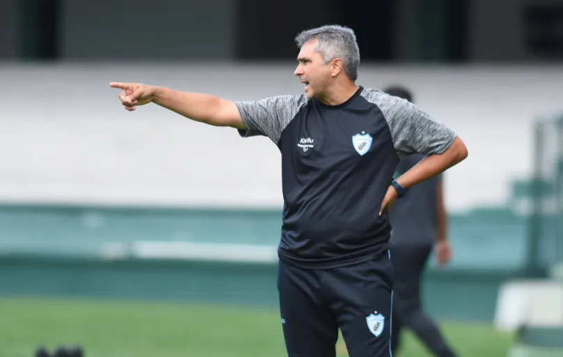 Silvinho Canuto é o quinto técnico do Londrina em 2019 e estreia na terça em Criciúma