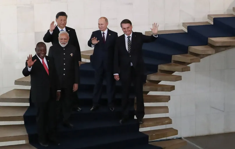 Em foto oficial, Cyril Ramaphosa (África do Sul), Narendra Modi (Índia), Xi Jinping (China), Vladimir Putin (Rússia) e Jair Bolsonaro 