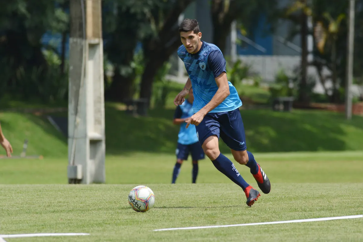 Matheus Bianqui tem sido uma dos mais elogiados pelo técnico Alemão; Meia volta ao time após cumprir suspensão