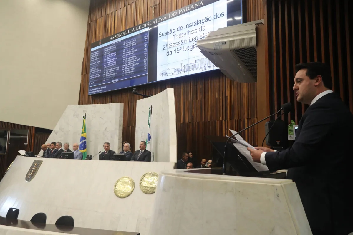 Imagem ilustrativa da imagem Após 2019 de reformas, governador e deputados
preveem ano "mais calmo"