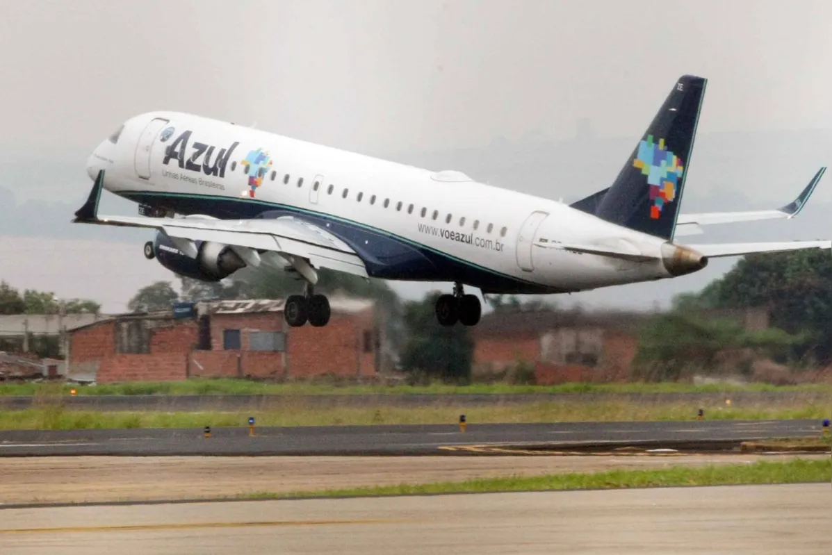 Imagem ilustrativa da imagem Azul e American Airlines alteram operações por causa do coronavírus