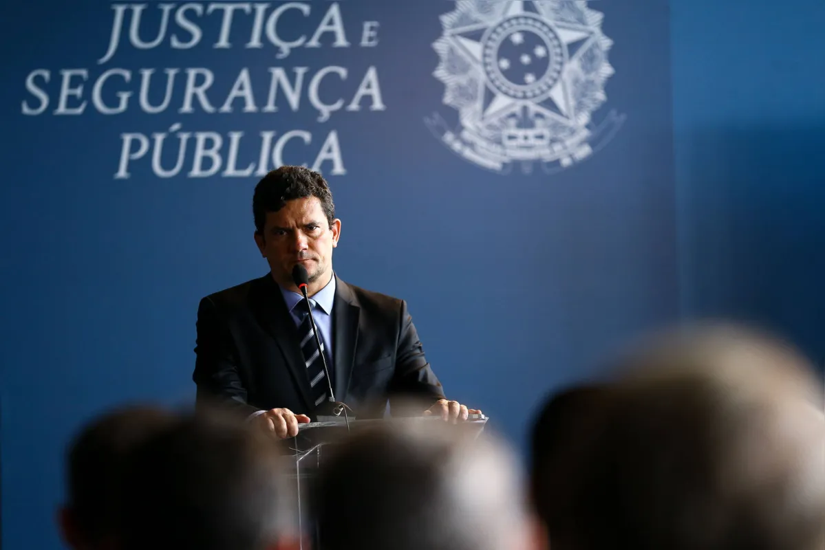 Moro poderá perder ainda a Polícia Federal, que responde administrativamente à Justiça 