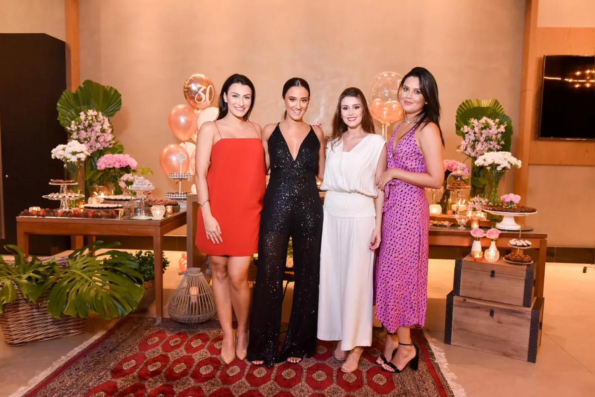 Com Gabriela Baldo, Thaís Amaral e Amanda Sanvenzo Tristão