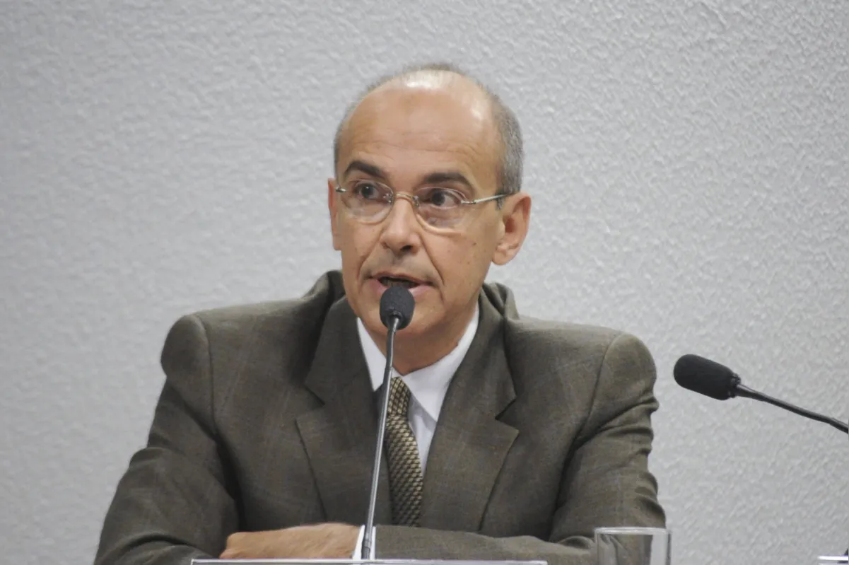 "Vejo essa situação como uma situação de traição desses governadores, com argumentos falaciosos, com argumentos mentirosos", afirma Mauro Ribeiro 