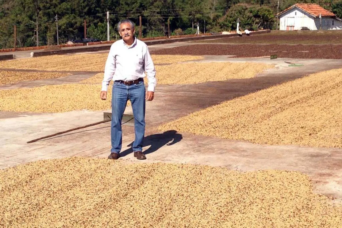 Barbosa é engenheiro agrônomo e dedicou-se ao café durante toda a vida profissional