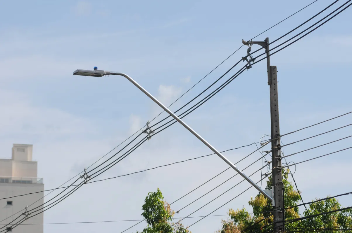 Expectativa é que em três anos, Cambé tenha 13 mil lâmpadas de LED