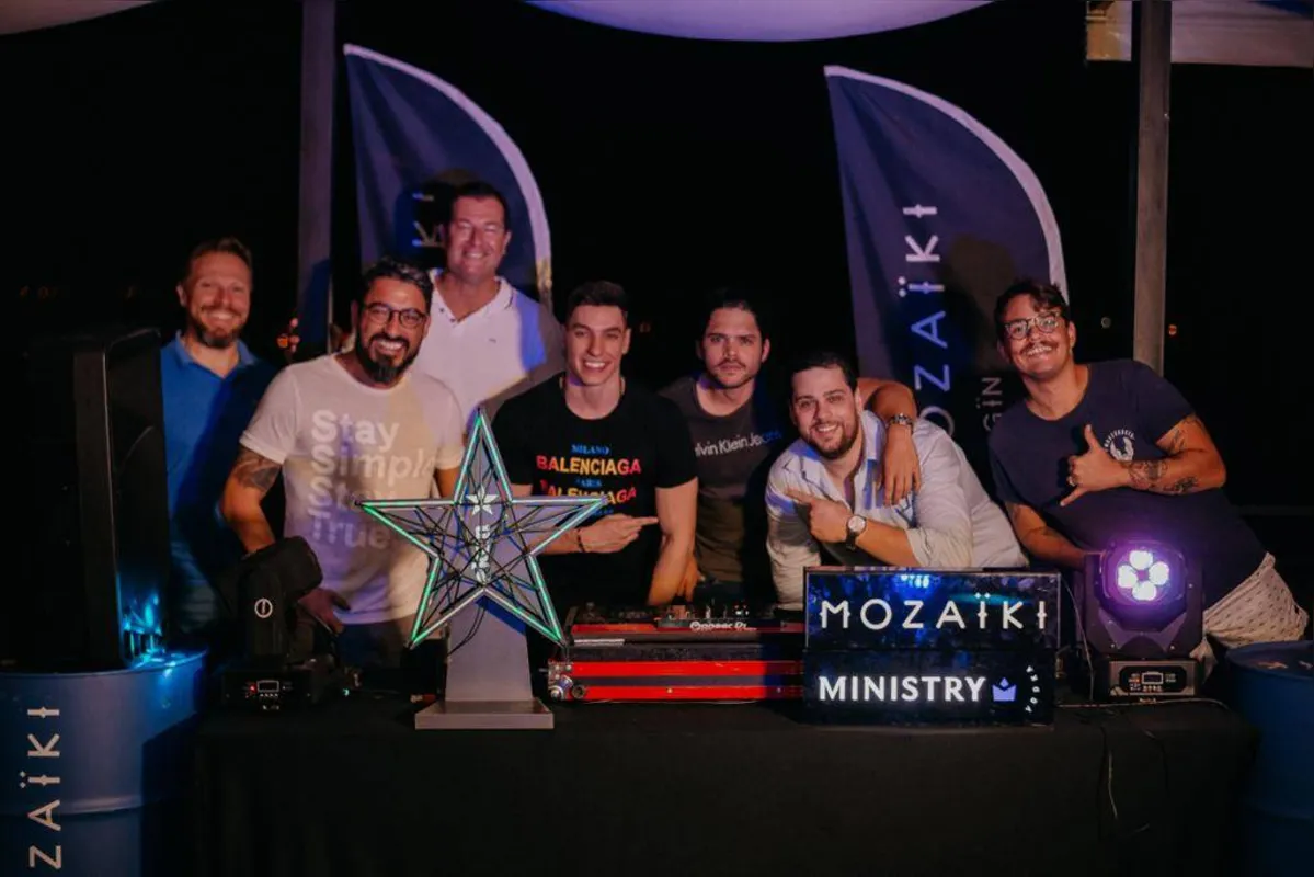 A iniciativa solidária, teve, na linha de frente, os empresários Paolo Abbiati e Thiago Takemura, e como produtora, a H3, de Carlos Souza