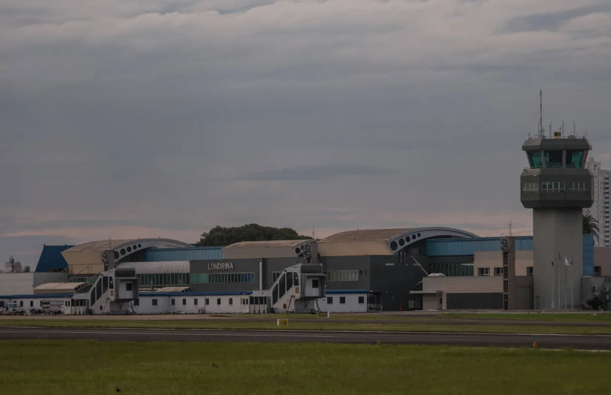 Imagem ilustrativa da imagem Com redução de malha aérea, Londrina tem apenas dois voos diários