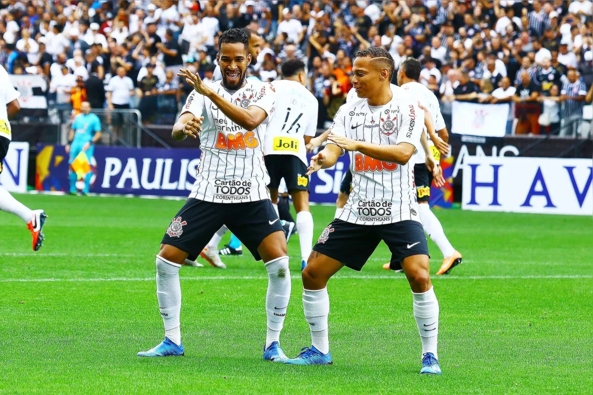 Imagem ilustrativa da imagem Corinthians vence o Santos com gols relâmpagos