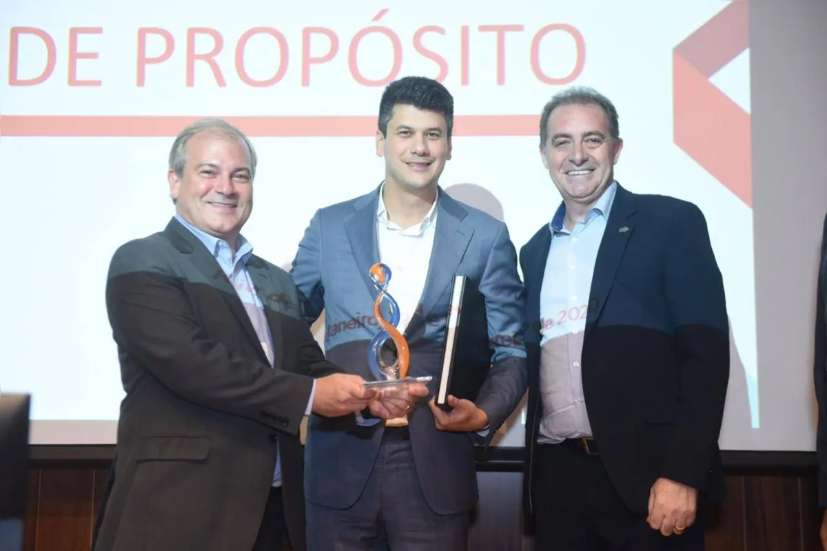 Imagem ilustrativa da imagem Cresol e BNDES comemoram parceria de 20 anos em evento voltado ao cooperativismo